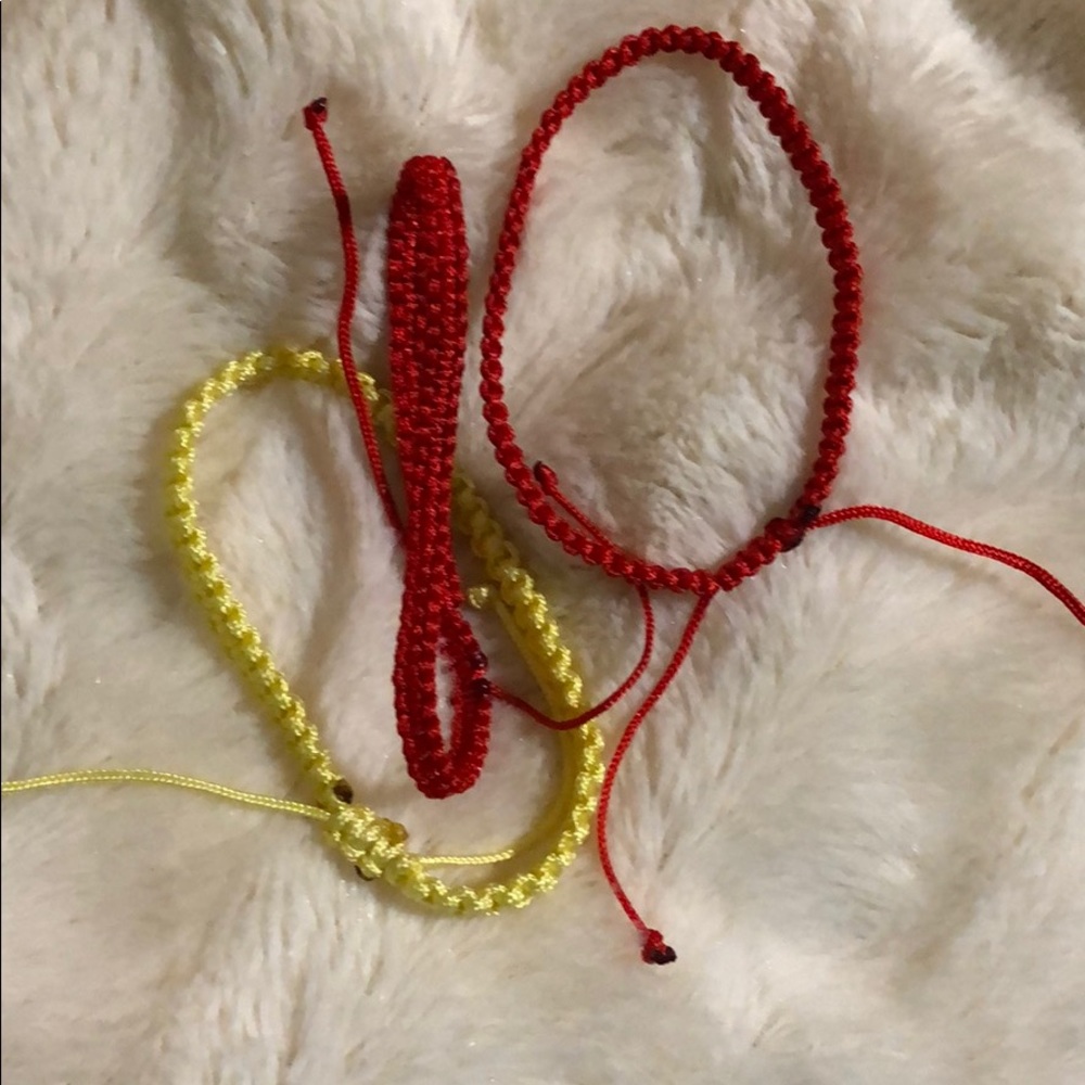 Macrame bracelets - Picture 2 of 3